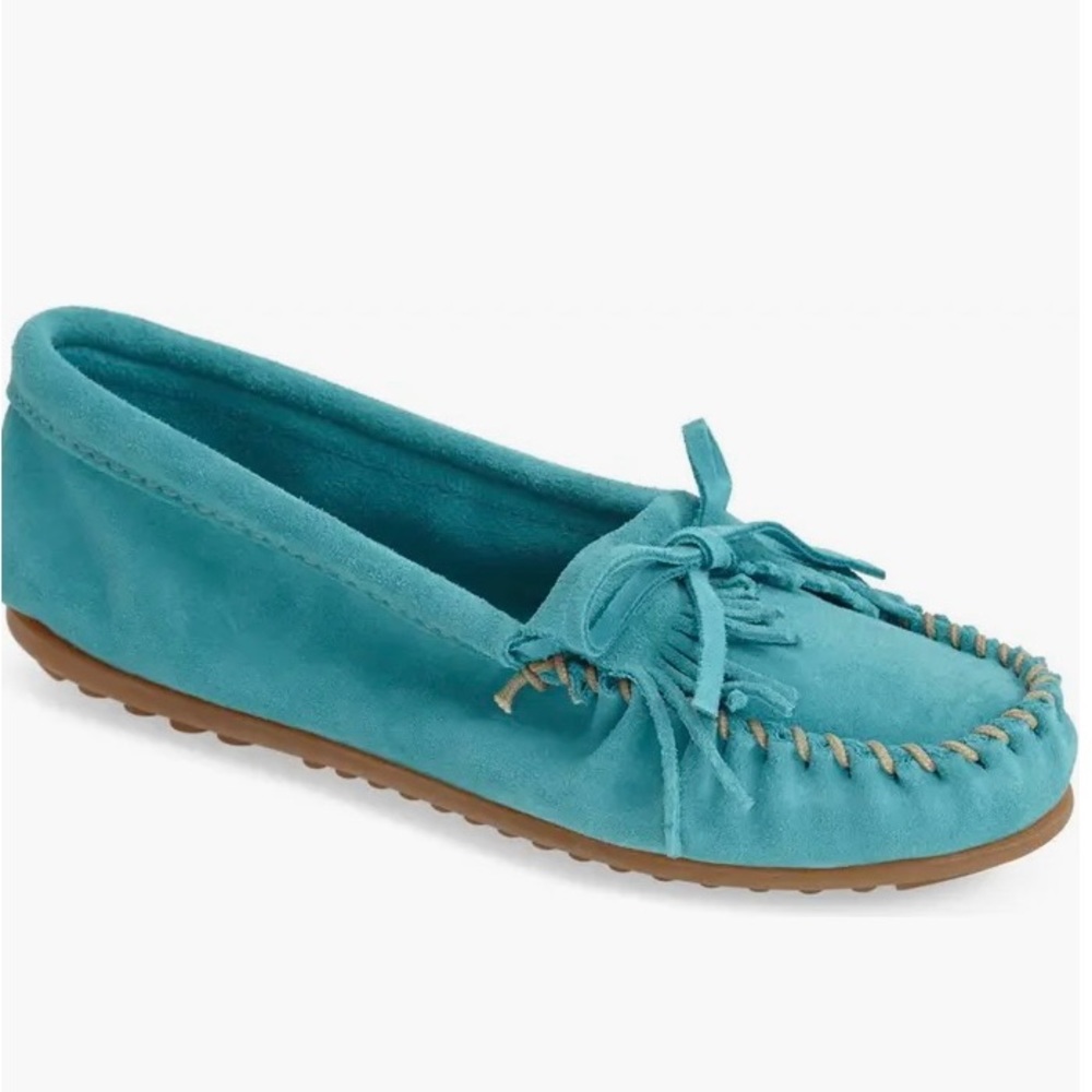 Minnetonka turquoise suede driving shoe! Brand new on the box size 8.5